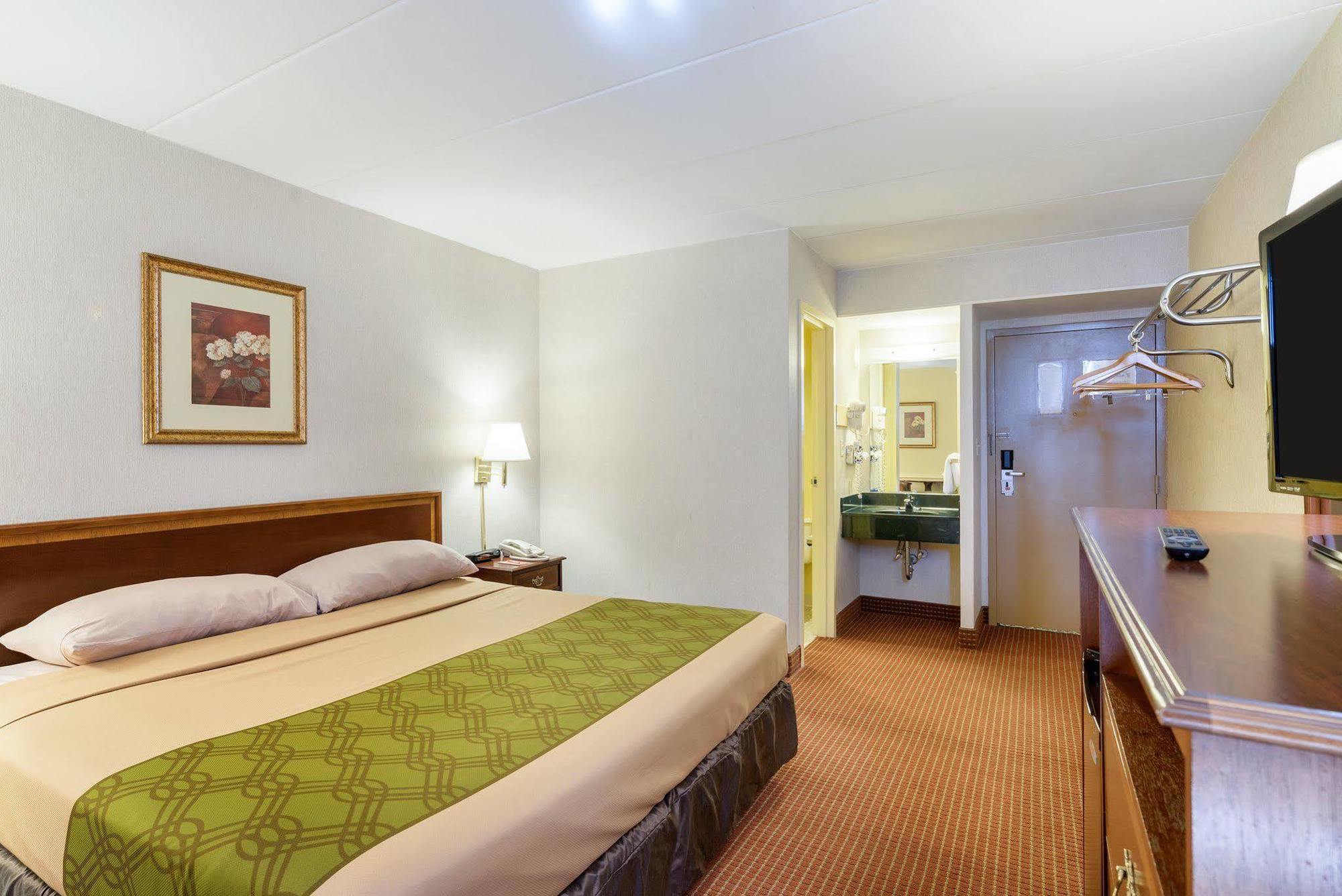 Days By Wyndham Hotel Winchester